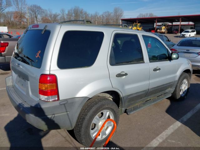 Ford Escape Xlt Image 10