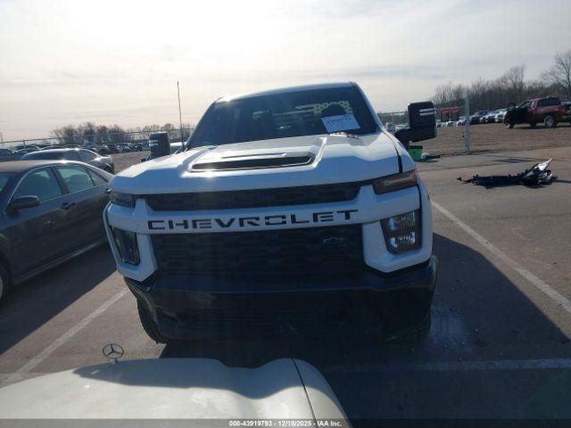 Chevrolet Silverado 2500 4wd  Standard Bed Custom Image 8