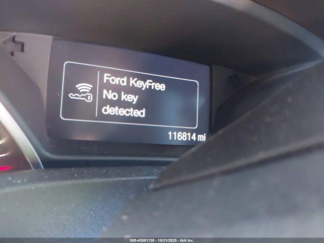 Ford Escape Titanium Image 7