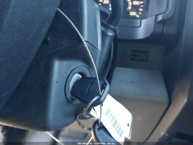 Ford F-150 Xl Image 14