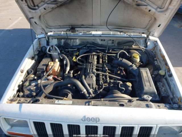 Jeep Cherokee Sport Image 11