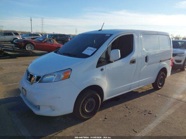 Nissan Nv Sv Image 14