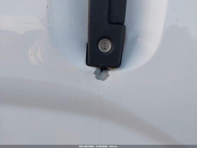 Nissan Nv Sv Image 3