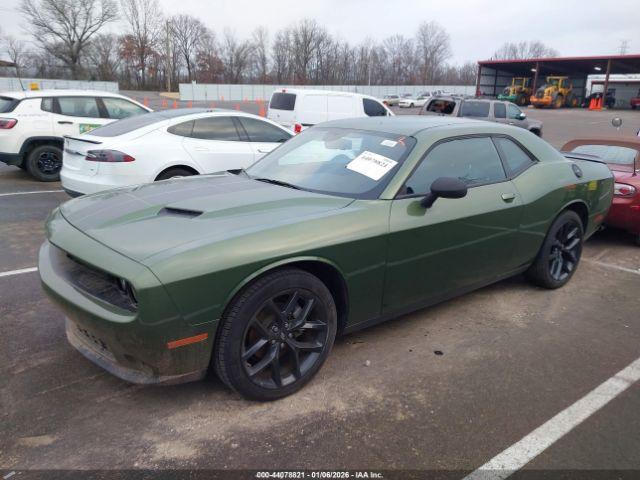 Dodge Challenger Sxt Image 5