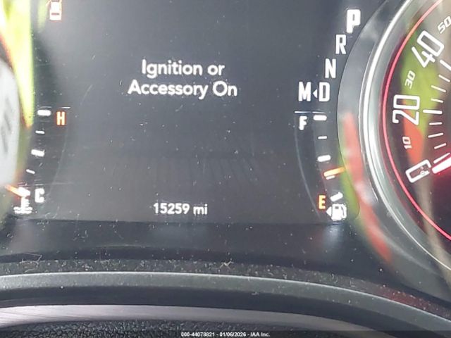 Dodge Challenger Sxt Image 2