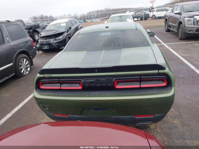 Dodge Challenger Sxt Image 14