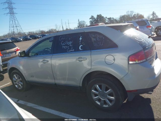 Lincoln MKX Image 10