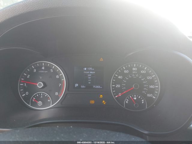 Kia Optima S Image 4