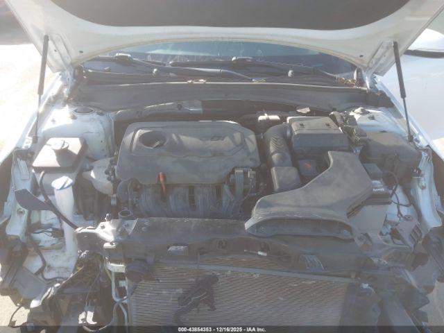 Kia Optima S Image 7