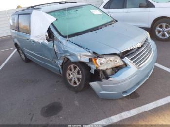  Salvage Chrysler Town & Country