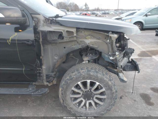 Ford Ranger Lariat Image 13