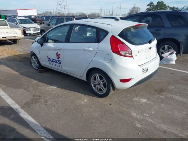 Ford Fiesta Se Image 11