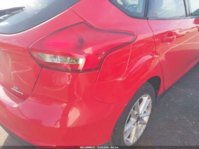 Ford Focus Se Image 11