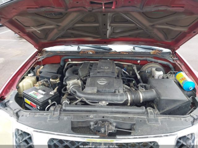 Nissan Pathfinder S Image 4