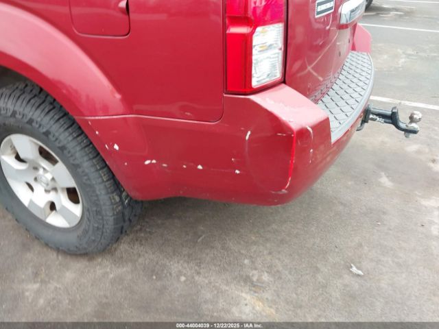 Nissan Pathfinder S Image 3