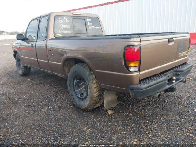 Mazda B Series Cab Plus Image 11