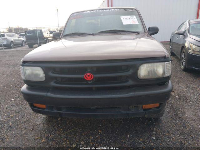 Mazda B Series Cab Plus Image 9