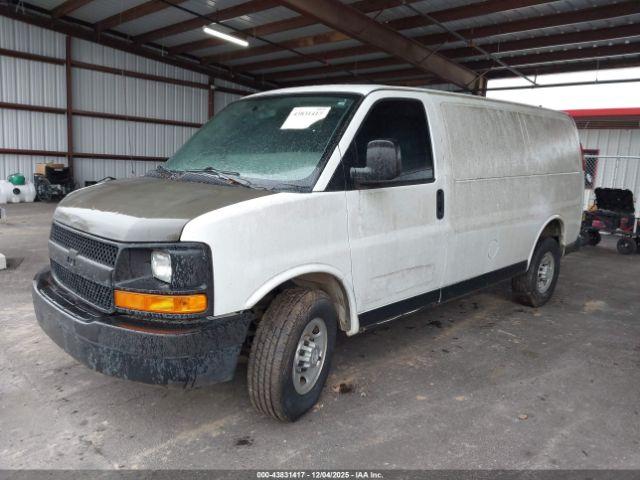 Chevrolet Express Work Van Image 8