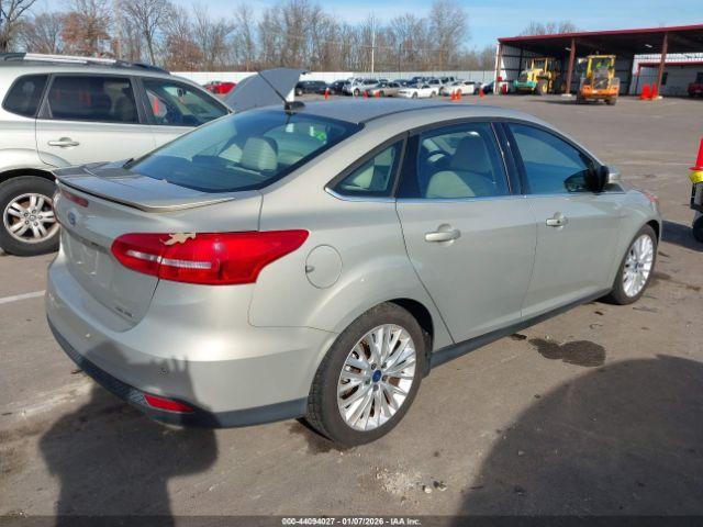 Ford Focus Titanium Image 4