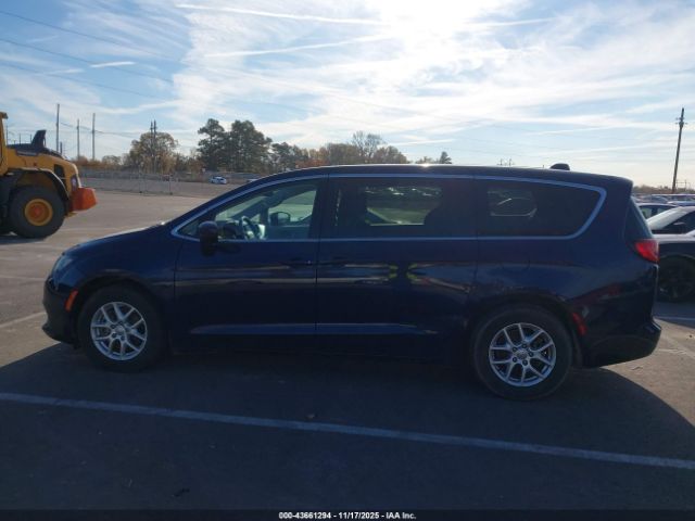 Chrysler Pacifica Lx Image 10